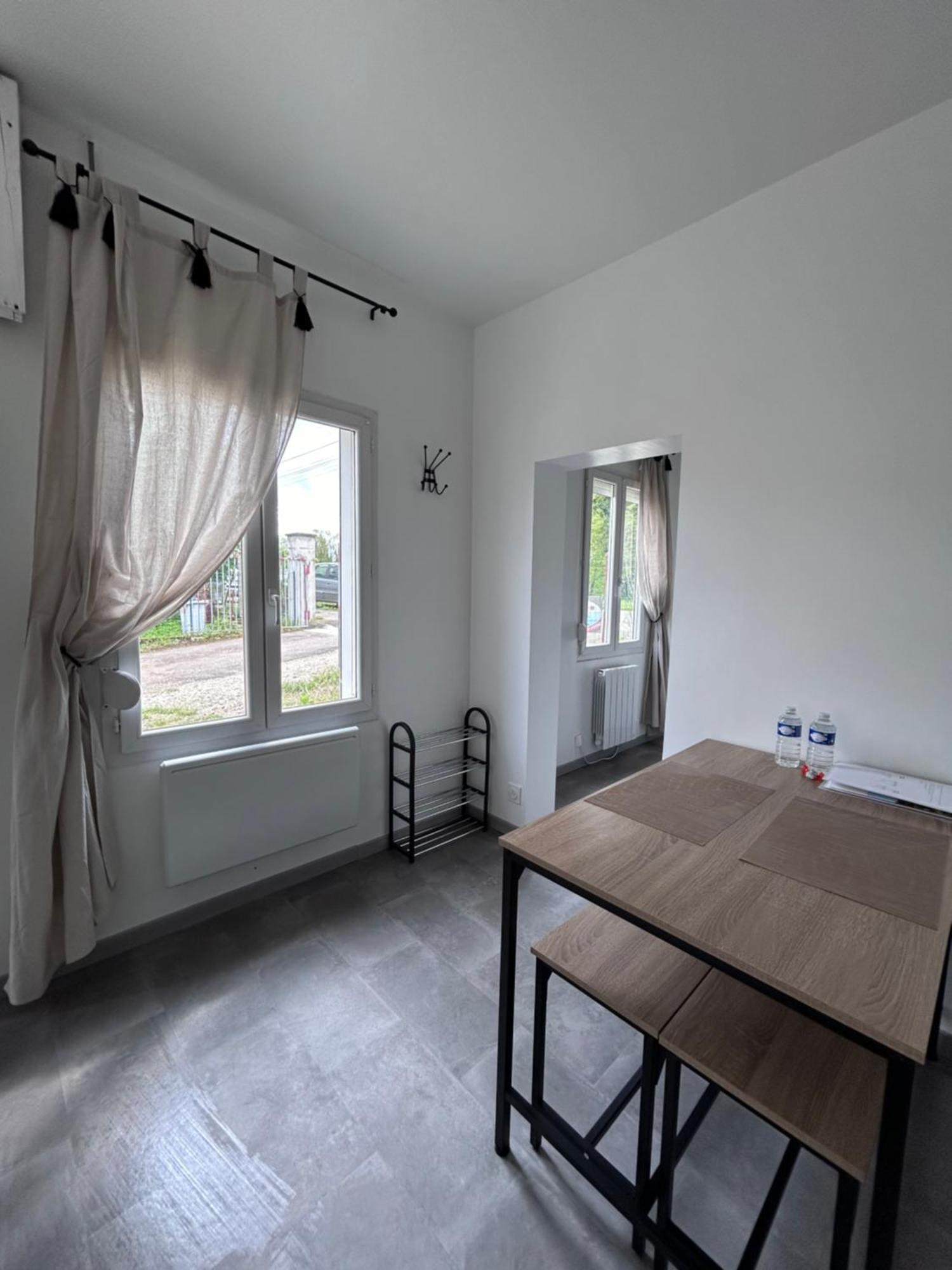 La Petite Maison Brienon-sur-Armançon Exterior foto